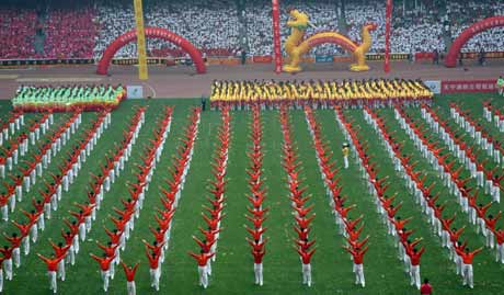 昔日“鳥(niǎo)巢”建設者 今日“鳥(niǎo)巢”展競技